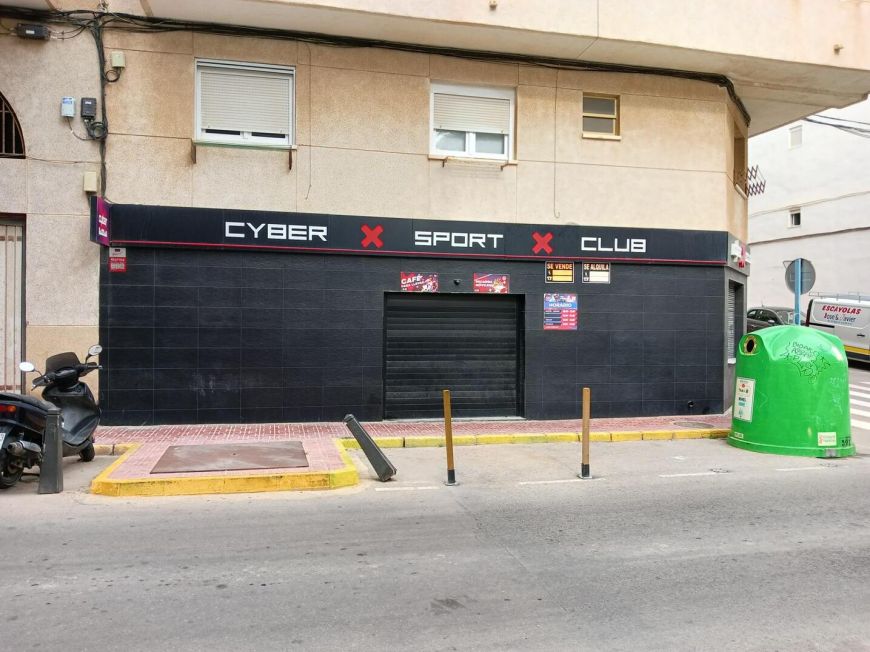 Испания commercial torrevieja 