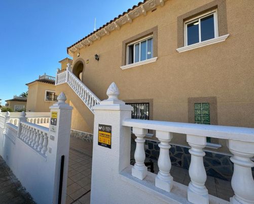 houses san-miguel-de-salinas 